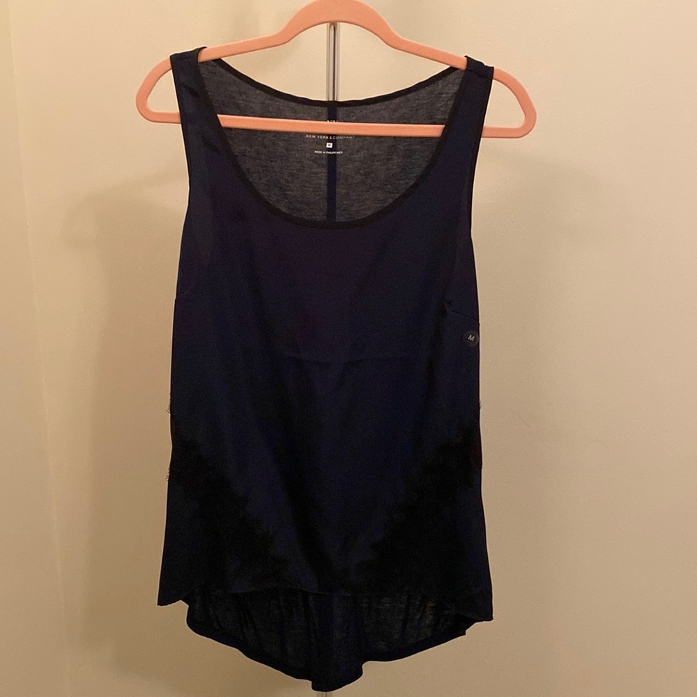NWT New York & Company top size medium